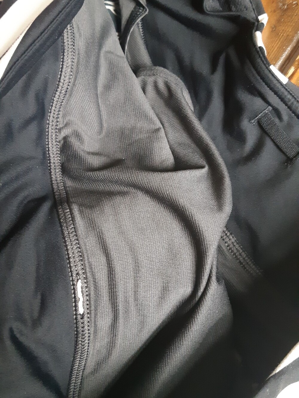 Lululemon athletica Black and White Leaf-Print Athletic Shorts Size 6 - Picture 6 of 6